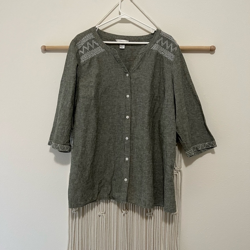 CJ Banks linen blend embroidered top 3X GUC